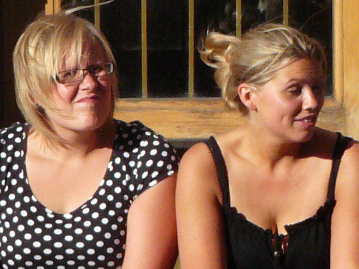 hels_sel_a_0006_Background copy 4