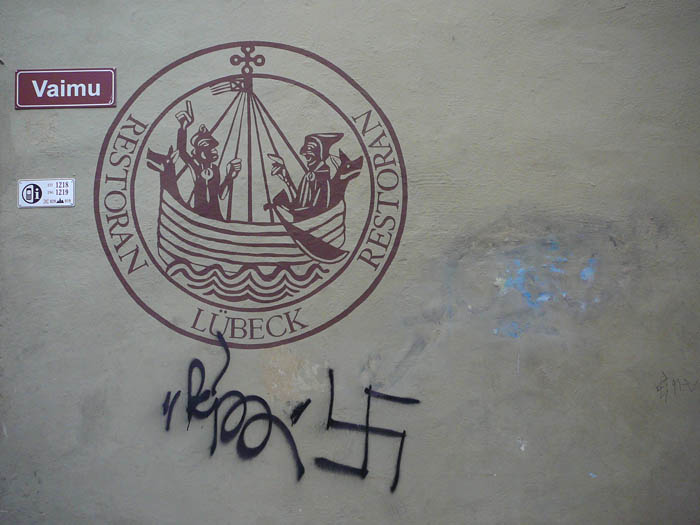 1515